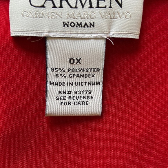CARMEN MARC VALVO Womens Top Size 0X Red V Neck - Picture 6 of 6